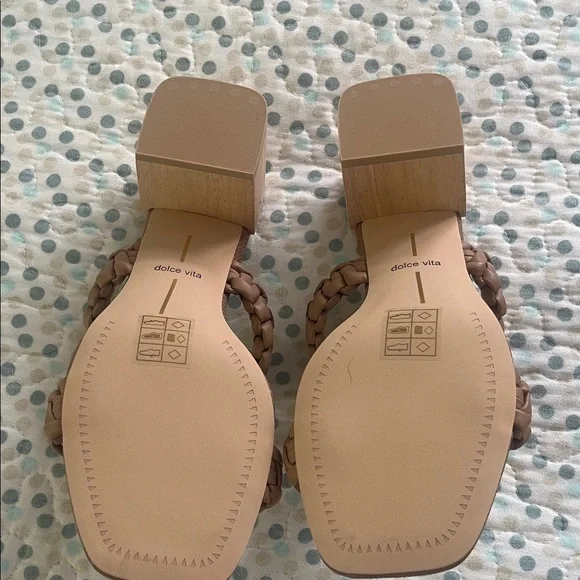 Dolce Vita Braided Tan Sandals - Picture 3 of 3